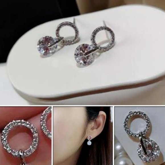 *18K White Gold Solitaire Diamond Circle Earrigs - Picture 9 of 11